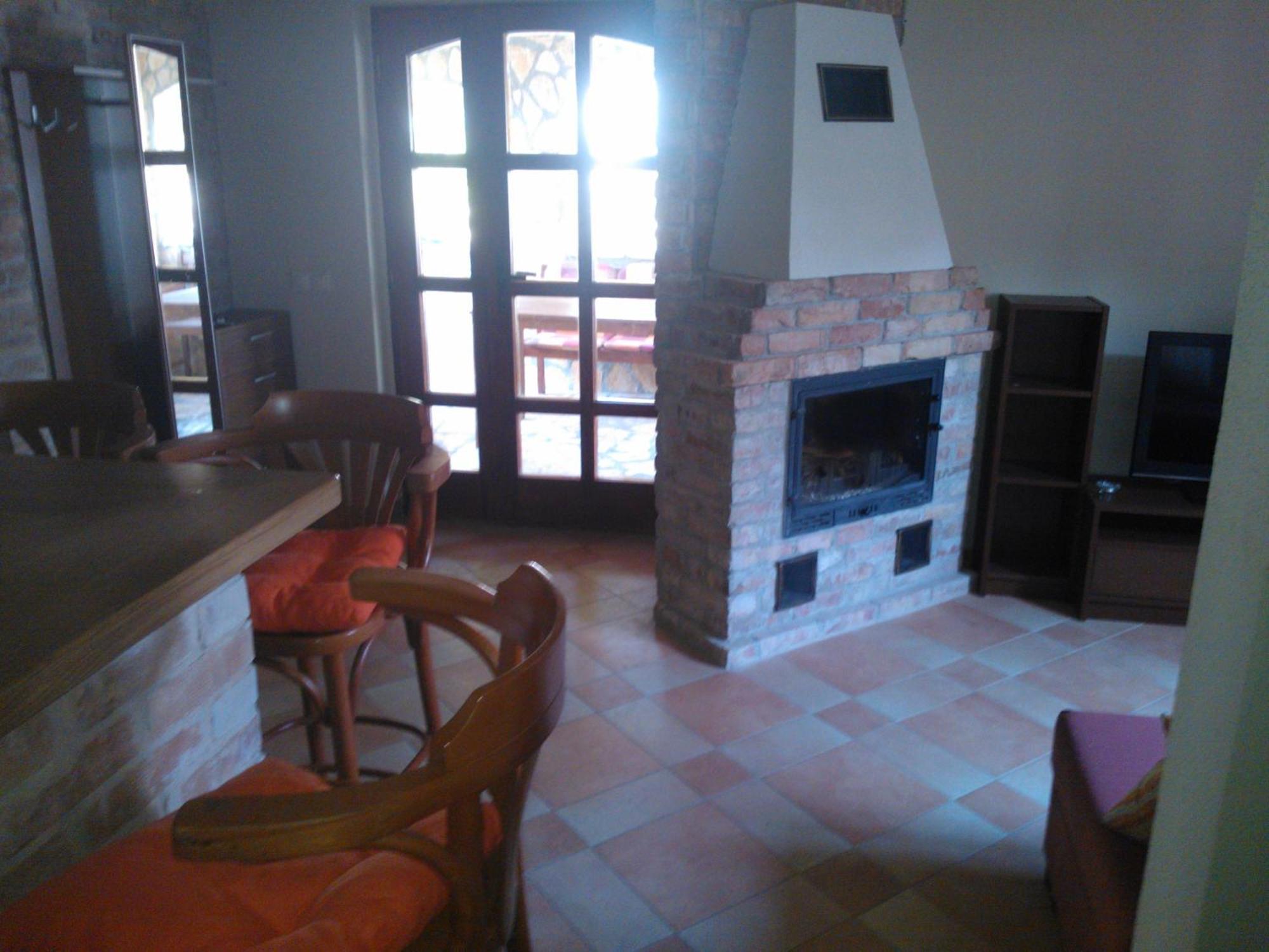 Mediterran Apartmanhaz Szántód Oda fotoğraf